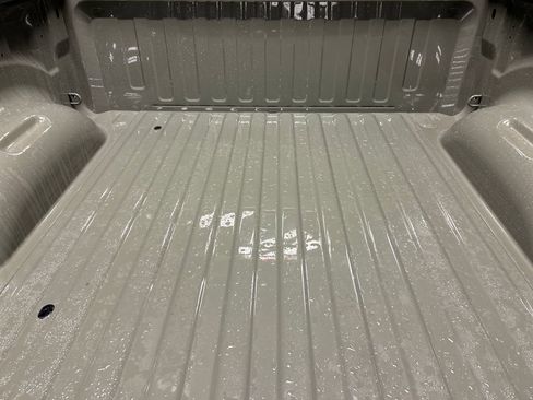 New 2026 RAM 1500 4x4 Crew Cab image 22