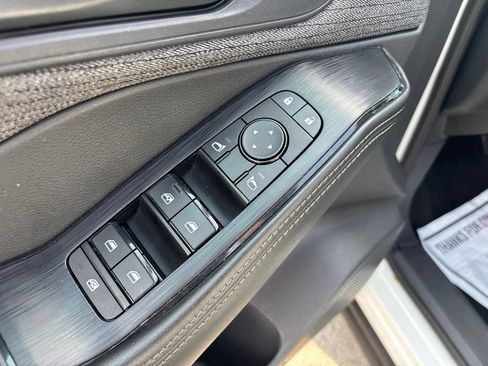 Used 2021 Nissan Rogue S AWD/4WD image 17