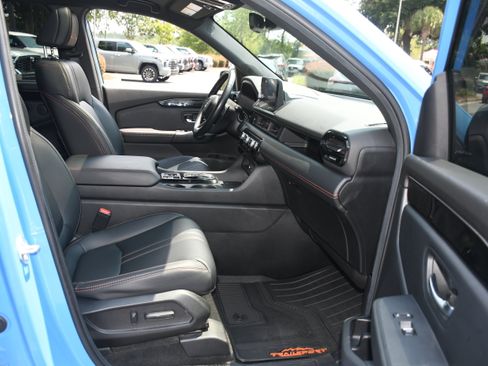 Used 2024 Honda Pilot TrailSport image 22
