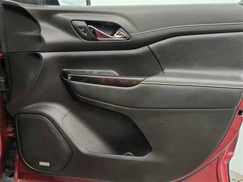 Used 2023 GMC Acadia AT4 w/ Technology Package image 35