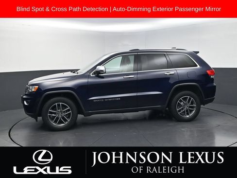 Used 2017 Jeep Grand Cherokee Limited AWD/4WD image 2