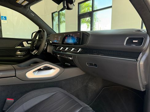 Used 2024 Mercedes-Benz GLE 63 AMG S image 24