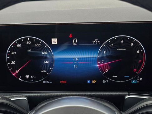 New 2026 Mercedes-Benz GLB 250 4MATIC image 39