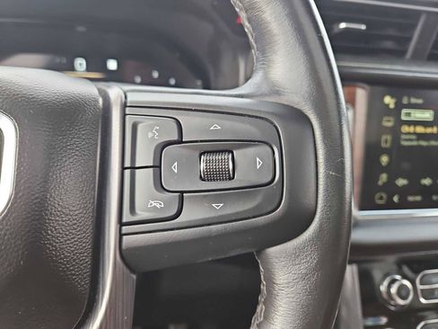 Used 2023 GMC Yukon Denali Ultimate image 27