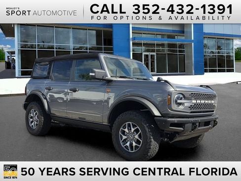 Used 2024 Ford Bronco Badlands AWD/4WD image 1
