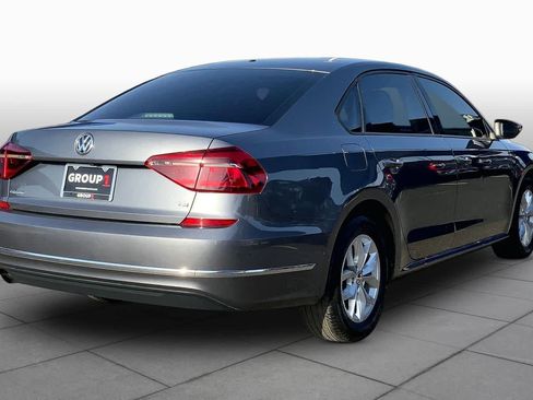 Used 2018 Volkswagen Passat 2.0T S FWD image 13