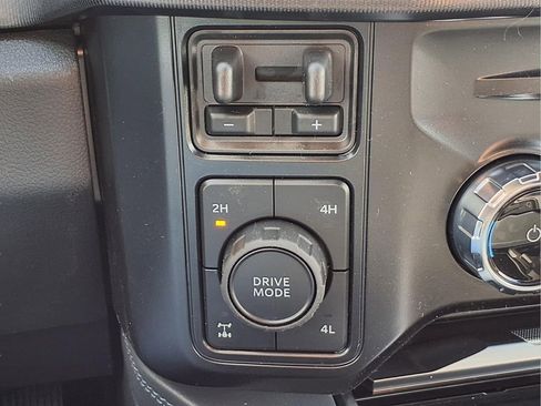 New 2026 Ford F250 Platinum image 12