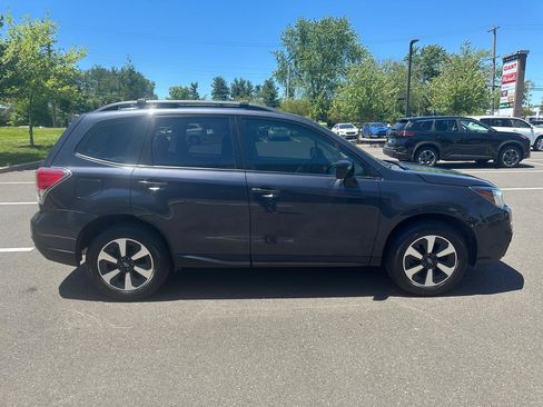 Used 2018 Subaru Forester 2.5i w/ Alloy Wheel Package AWD/4WD image 4