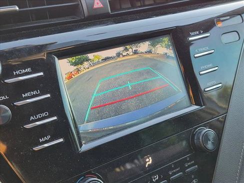 Used 2019 Toyota Camry SE w/ Protection Package (Q2) FWD image 12