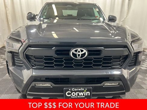 Used 2025 Toyota Tacoma SR5 image 2