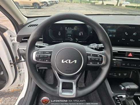 Certified 2025 Kia K5 LXS FWD image 18