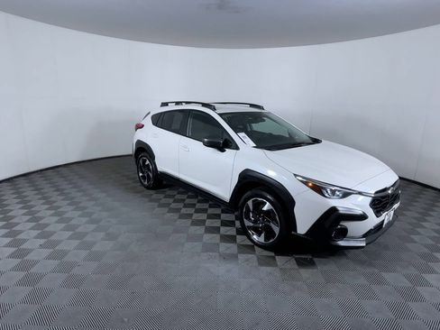 Used 2025 Subaru Crosstrek 2.5i Limited w/ Popular Package #3A image 2