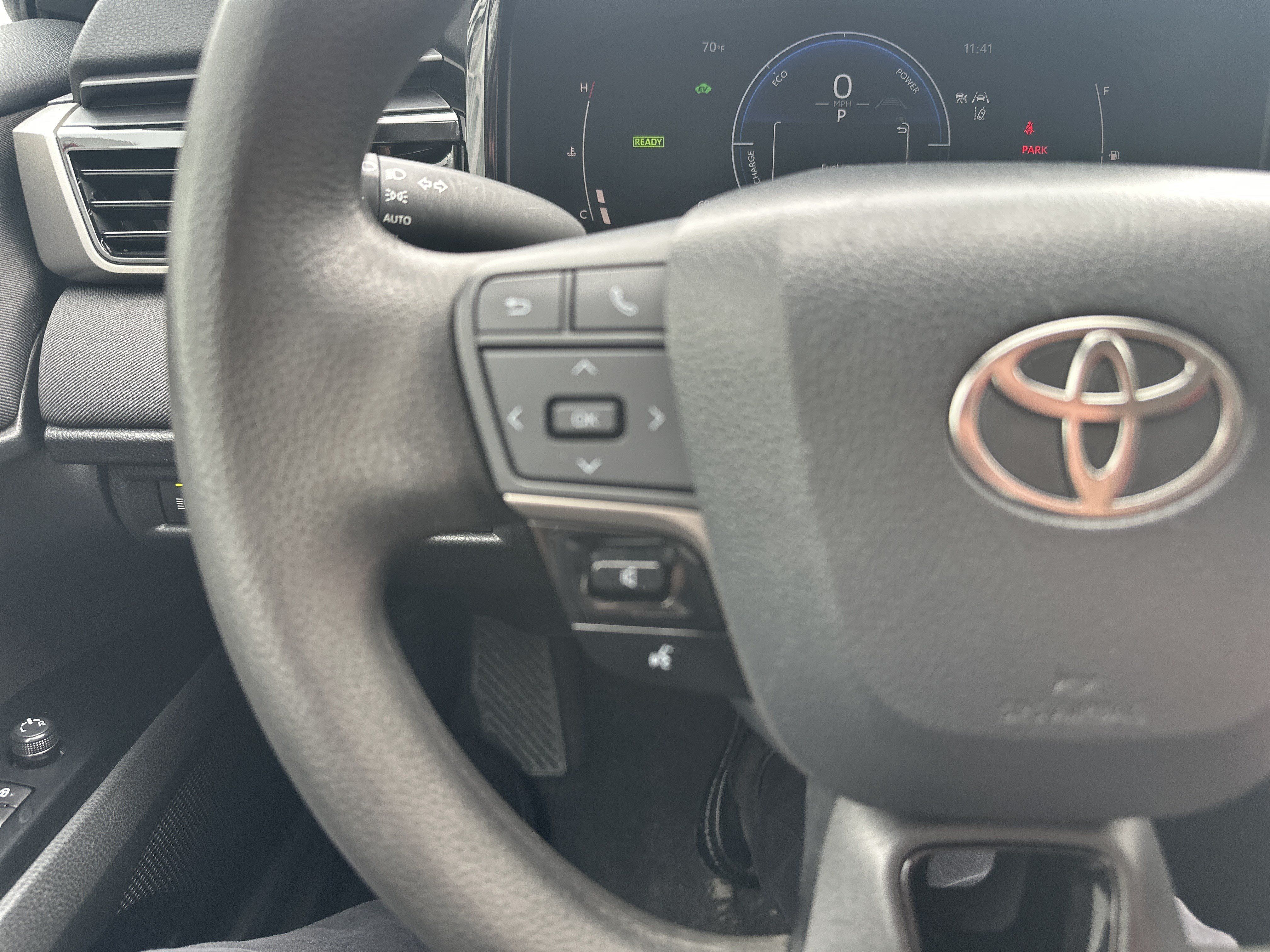 Used 2025 Toyota Camry LE FWD image 18