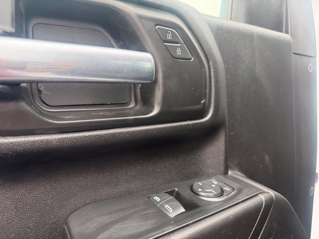 Used 2022 Chevrolet Silverado 2500 W/T w/ WT Convenience Package AWD/4WD image 19