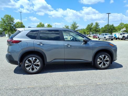 Used 2023 Nissan Rogue SV AWD/4WD image 25