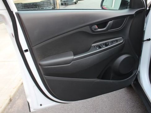 Used 2023 Hyundai Kona SEL w/ Cargo Package AWD/4WD image 18