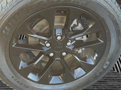 Certified 2021 Jeep Wrangler Unlimited Sahara image 9