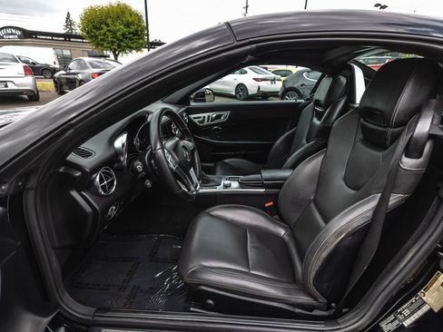 Used 2014 Mercedes-Benz SLK 250 w/ Sport Package image 17