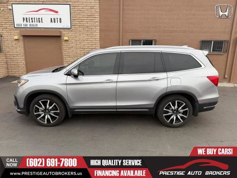 Used 2019 Honda Pilot Touring image 2