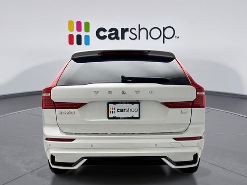 Used 2023 Volvo XC60 T8 Ultimate w/ Climate Package image 4
