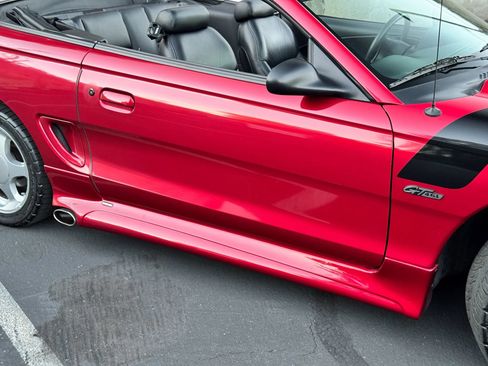 Used 1998 Ford Mustang GT RWD image 4