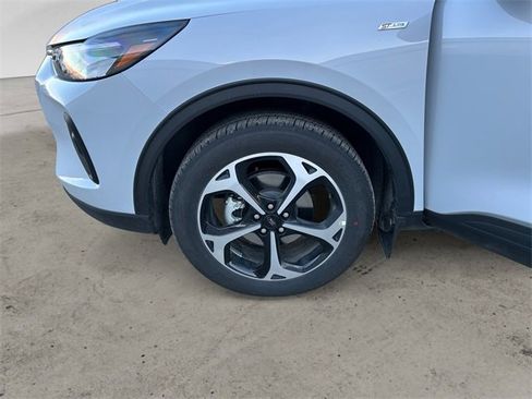 Used 2025 Ford Escape ST-Line Elite w/ Tech Pack #1 image 14