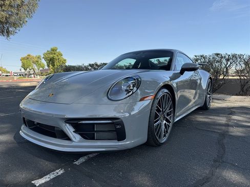 Used 2024 Porsche 911 Carrera 4S w/ Premium Package AWD/4WD image 9