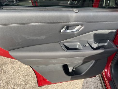 Certified 2023 Nissan Pathfinder SL w/ SL Premium Package image 11