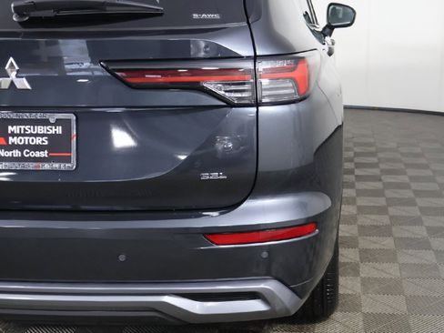 New 2026 Mitsubishi Outlander SEL image 21