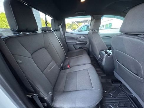 Used 2026 Chevrolet Colorado LT RWD image 23