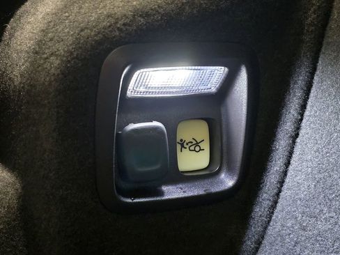 Certified 2023 Chevrolet Corvette Z06 w/ Stealth Interior Trim Package image 15