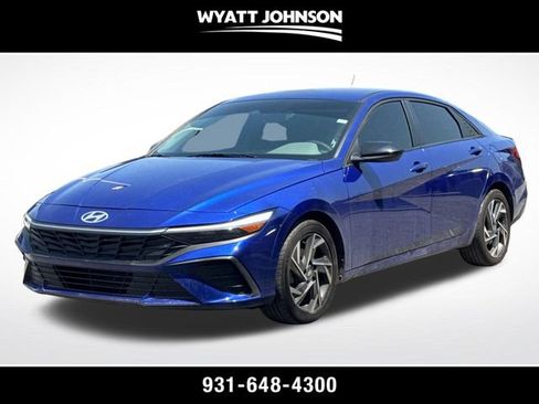 Used 2025 Hyundai Elantra Sport FWD image 1