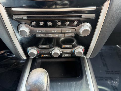 Used 2015 Nissan Pathfinder SV w/ Cargo Package image 15