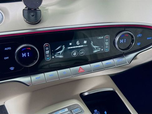 Used 2023 Genesis GV70 3.5T Sport w/ Sport Prestige Package image 27