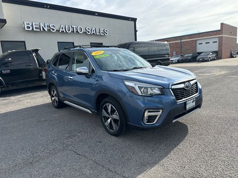 Used 2019 Subaru Forester Touring w/ Popular Package #3 image 4