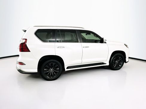 Used 2021 Lexus GX 460 Luxury w/ Sport Design Package AWD/4WD image 10