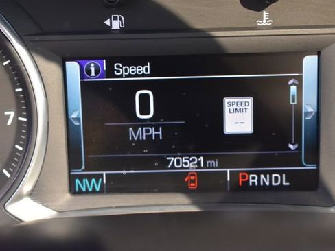 Used 2018 GMC Acadia SLT w/ LPO, Floor Liner Package AWD/4WD image 30