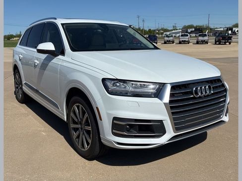 Used 2017 Audi Q7 3.0T Prestige image 1