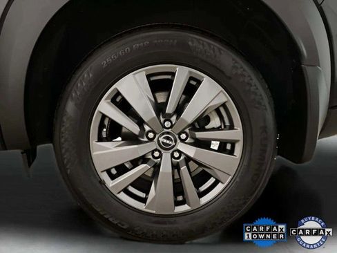 Used 2024 Nissan Pathfinder S image 27