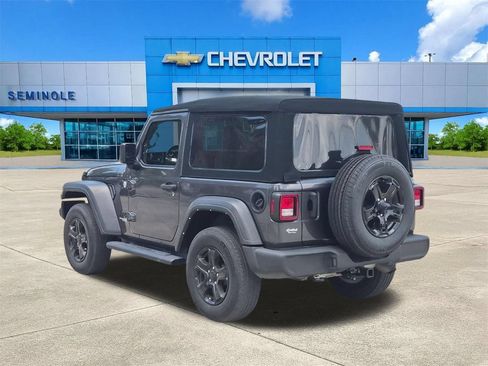 Used 2021 Jeep Wrangler Sport AWD/4WD image 3