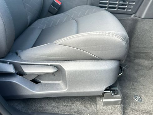 Used 2024 Toyota Tacoma SR5 image 25