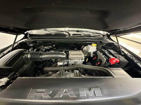 Used 2022 RAM 1500 Big Horn AWD/4WD image 34