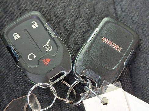 Used 2019 GMC Acadia SLE w/ Driver Alert Package I image 3