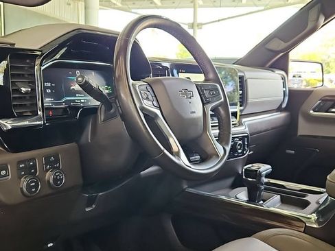 Certified 2024 Chevrolet Silverado 1500 LT Trail Boss w/ Convenience Package II AWD/4WD image 11