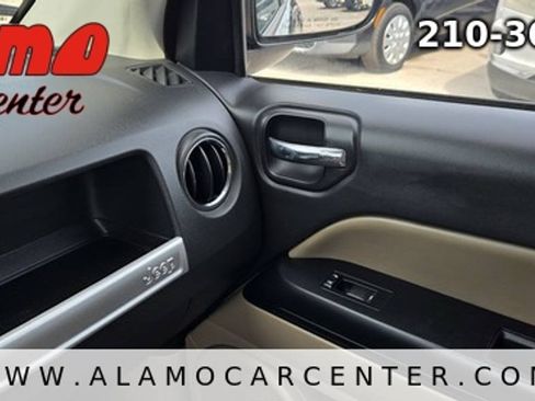 Used 2016 Jeep Compass Sport w/ Power Value Group FWD image 40