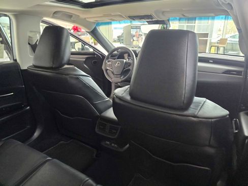 New 2025 Lexus ES 350 image 16