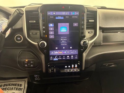 Used 2025 RAM 2500 Big Horn AWD/4WD image 25