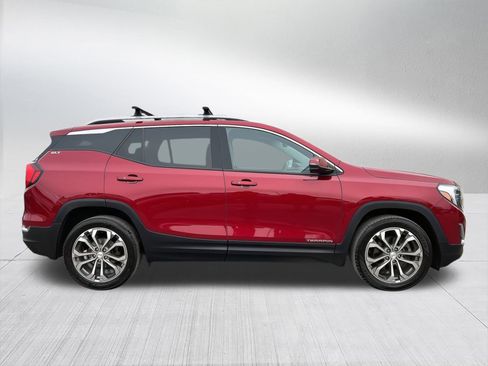 Used 2019 GMC Terrain SLT w/ Preferred Package image 2