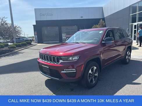 Used 2023 Jeep Grand Cherokee 4WD 4xe image 3