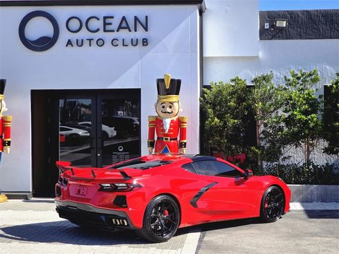 Used 2022 Chevrolet Corvette Stingray Premium Cpe w/ Z51 Performance Package image 4